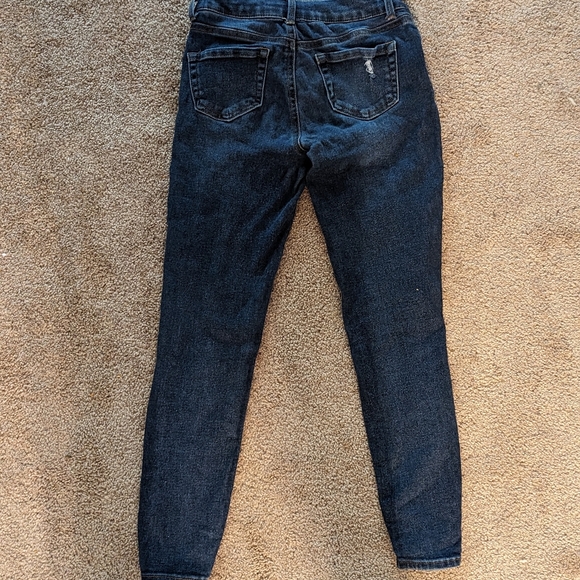 Mid Rise Skinny Jeans - Picture 3 of 5